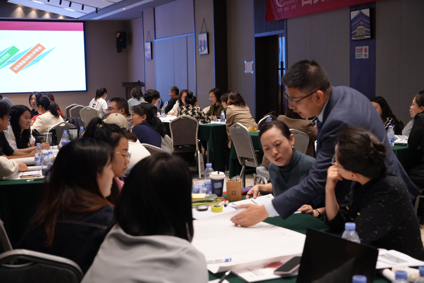 cb905e44be9c1a586bdc75e6a922228.jpg